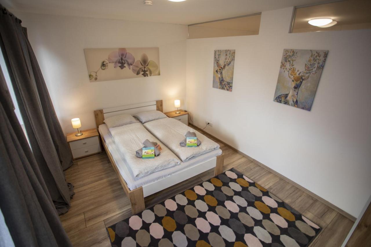 Modern Old Town Apartment Hall in Tirol Εξωτερικό φωτογραφία